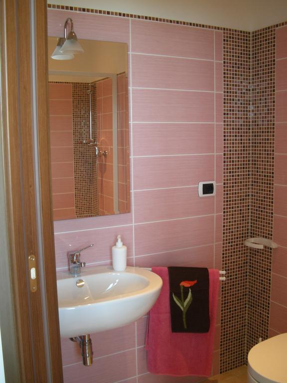 Bed And Breakfast San Martino Castignano Zimmer foto